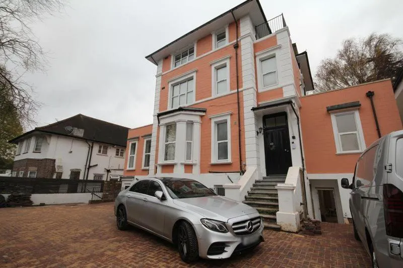 Image 1 of Osterley Place – Apt B