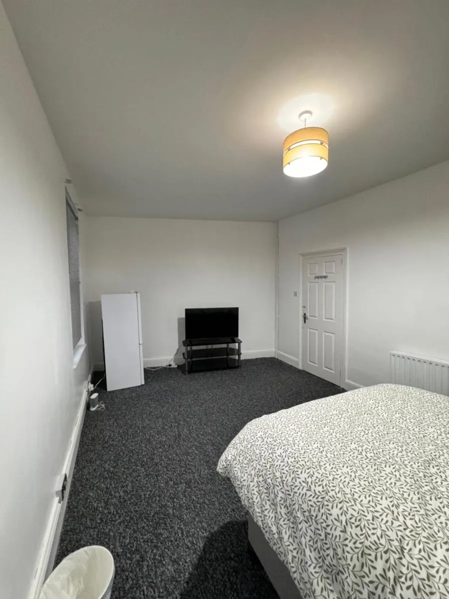 Image 5 of Oxborne Rooms UK – Plaistow