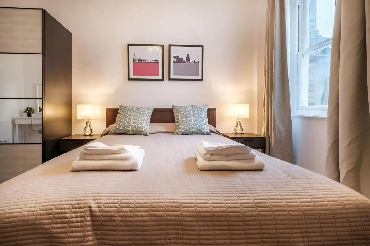 Image 5 of Oxford Street Apartments by Advan