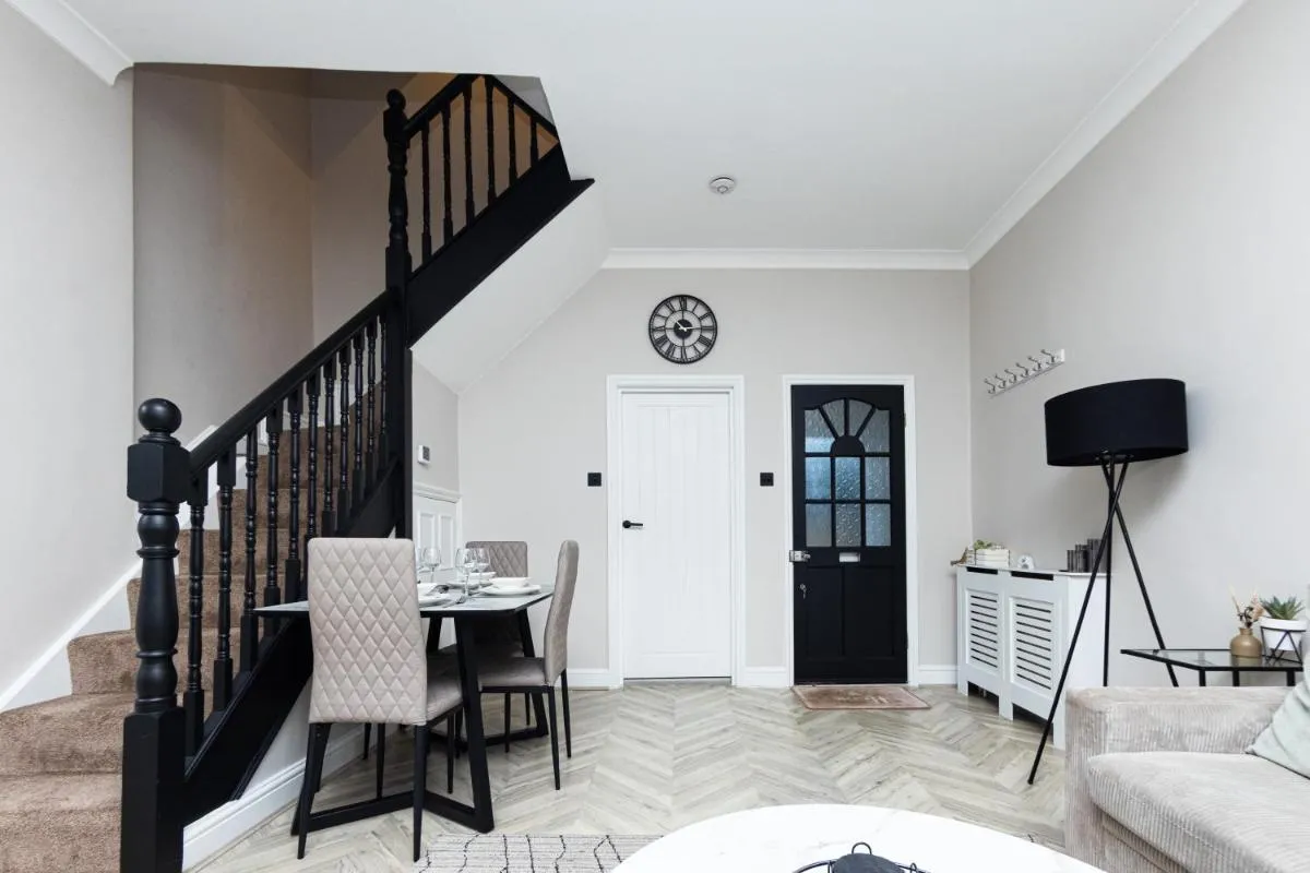 Image 4 of Park House, Refurbed Modern Interior, Located In Finsbury Park