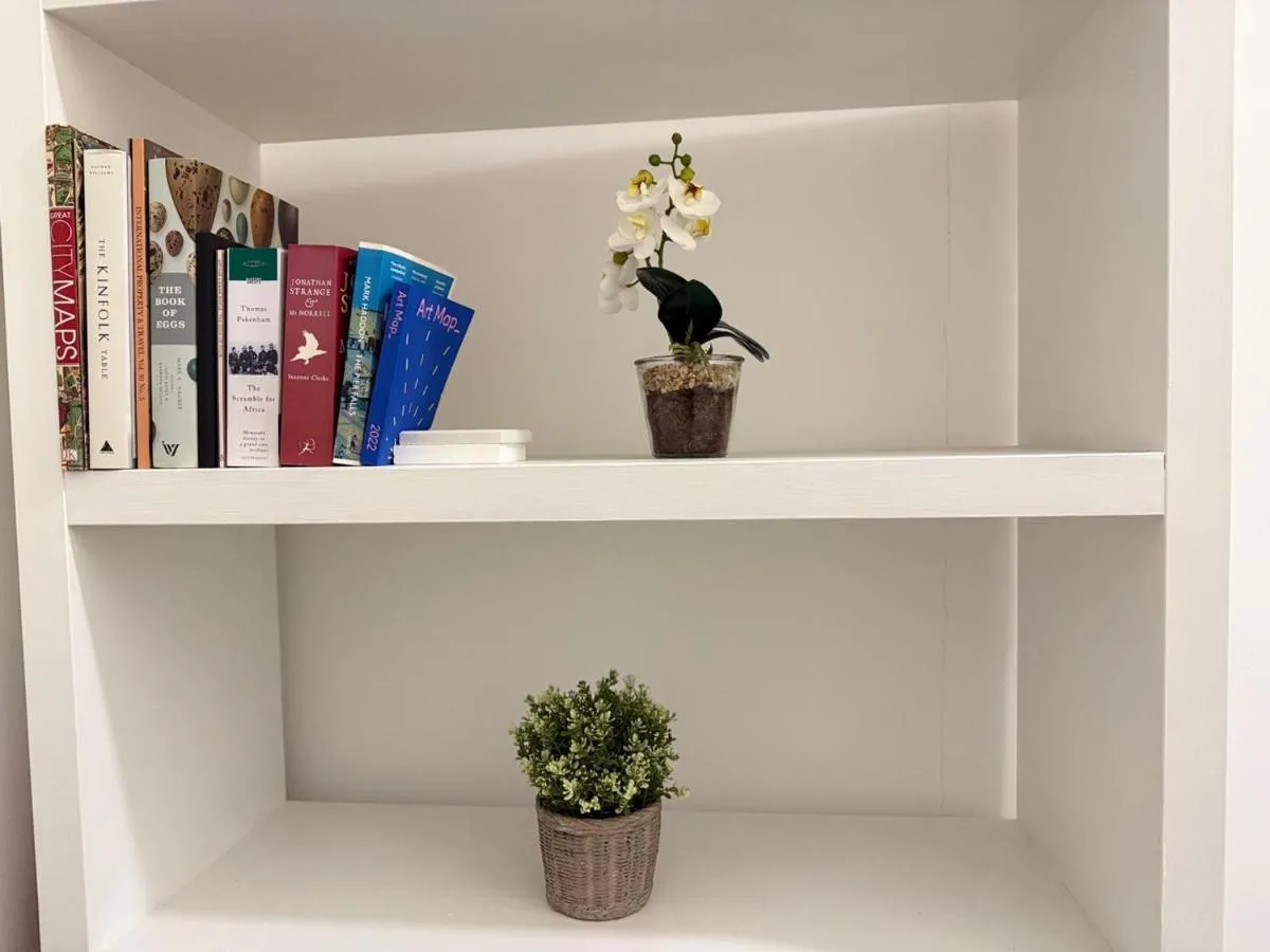 Image 5 of Pass the Keys Modern Elegant Studio 20 Minutes to Central London
