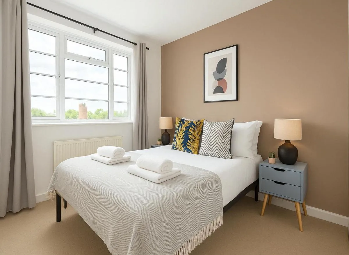 Image 3 of Peaceful 2 Bed Flat in Chiswick