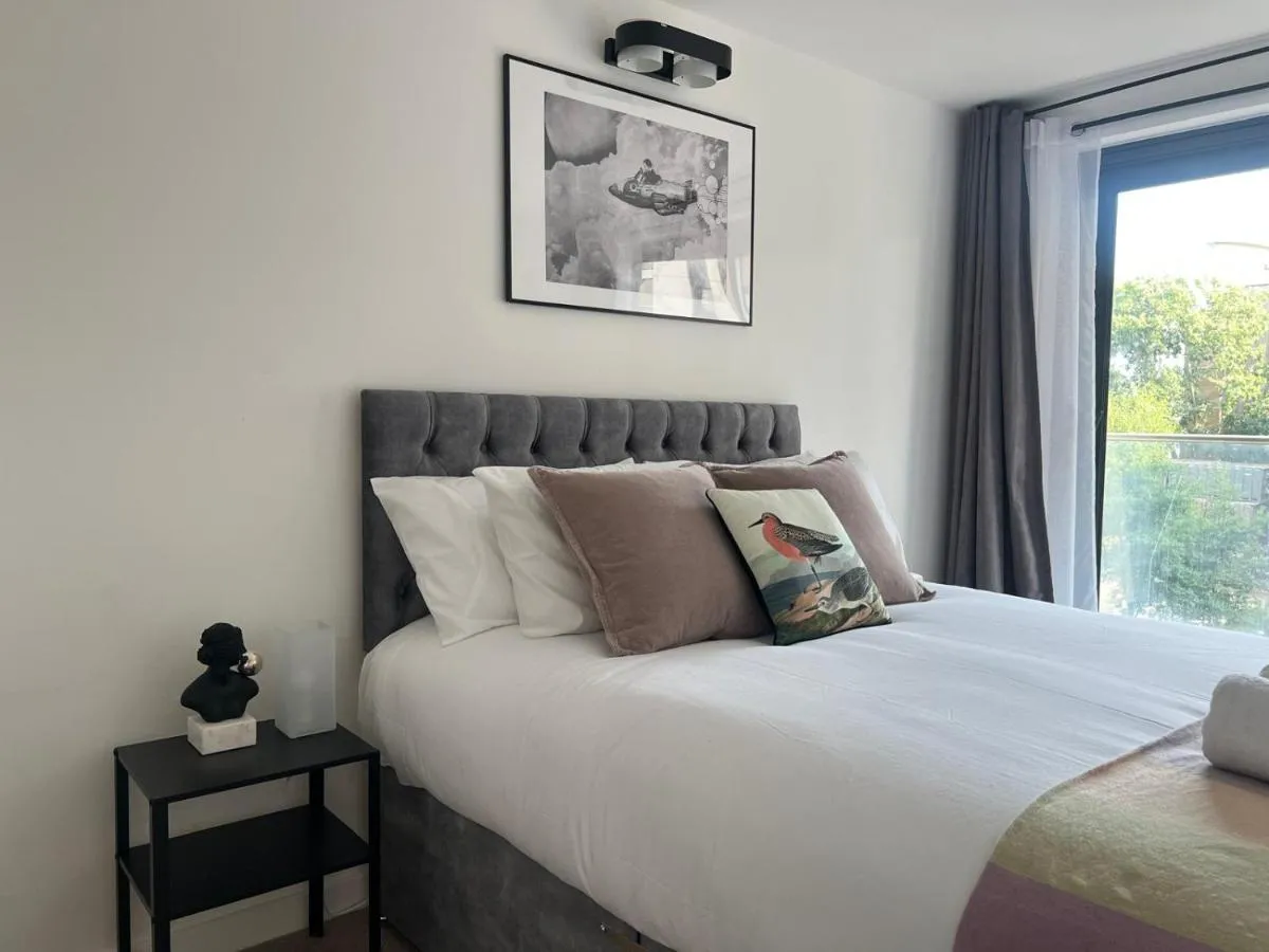 Image 3 of Peaceful, cosy – modern 2BR – 2Bathroom Flat in Canary Wharf