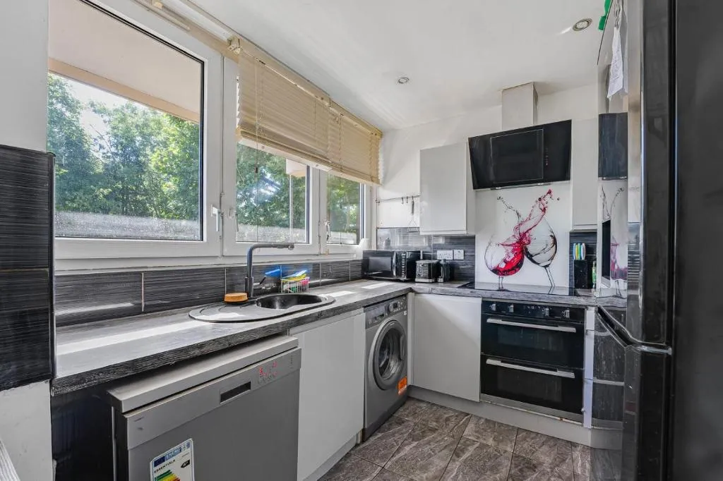 Image 1 of Peckham apartment with 2 balcony