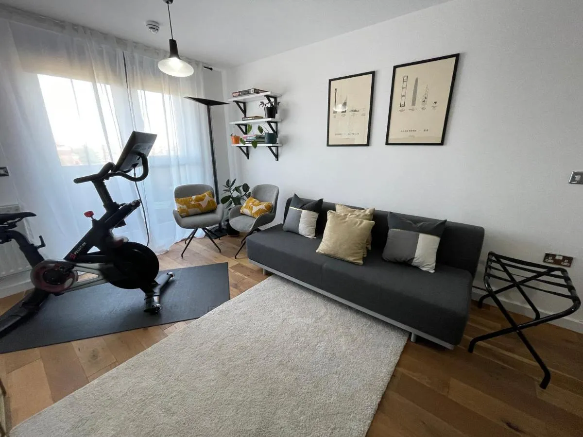 Image 5 of Peloton Organic Health Apartment in Angel, Old Street, Islington