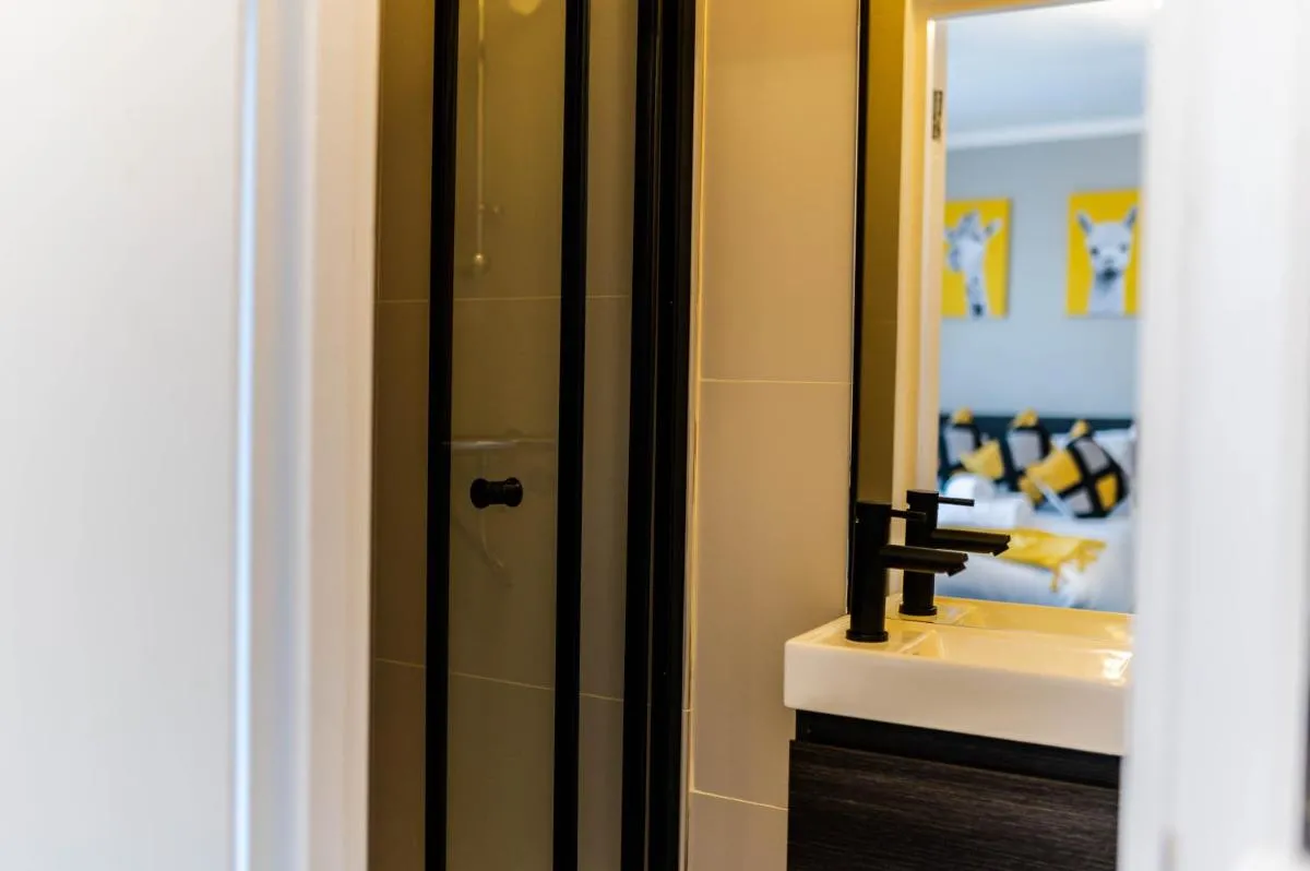 Image 3 of Perfect London Studio – 10 min to Archway Station
