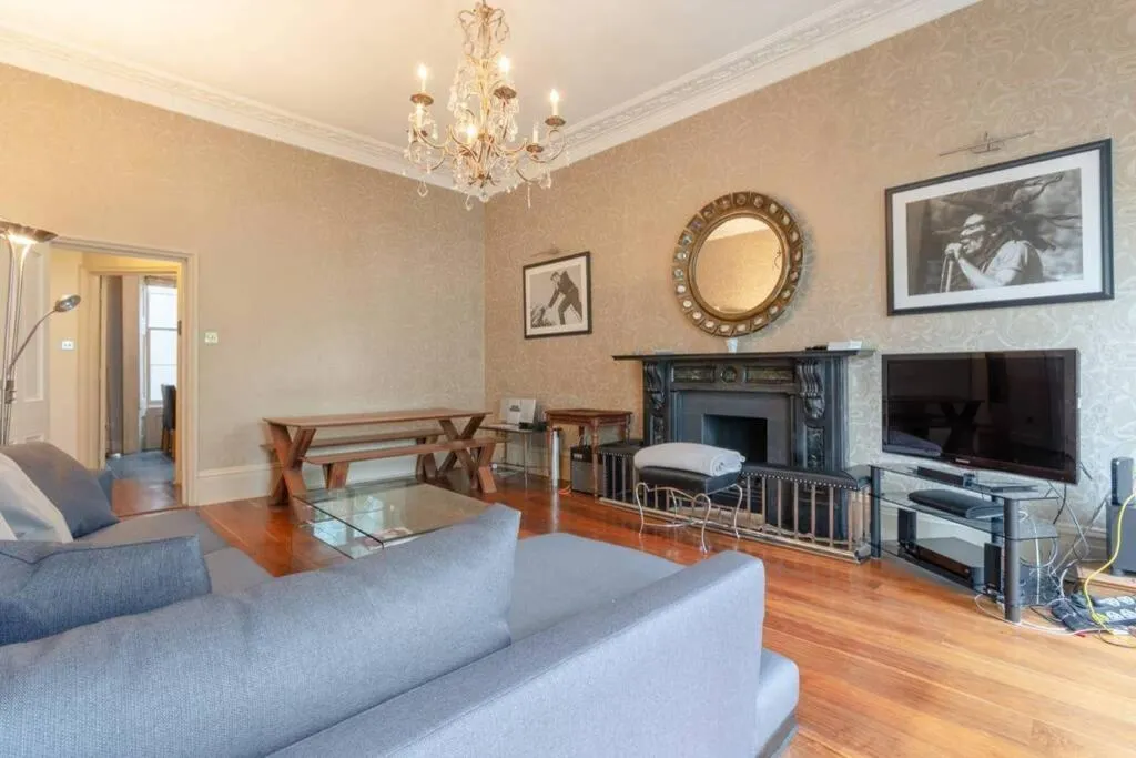 Image 5 of Perfect family apartment in South Kensington