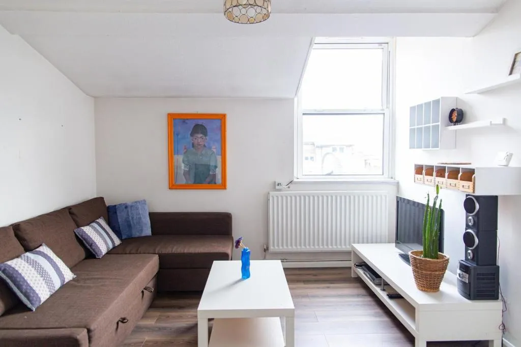 Image 1 of Plush Stay for Four in Central Brixton