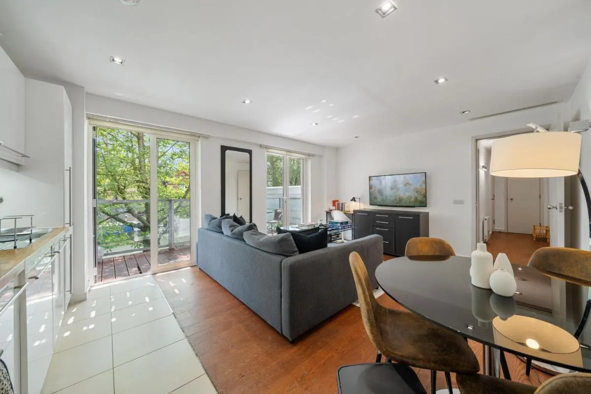 Image 5 of Portobello Dock – 1st floor Canal View