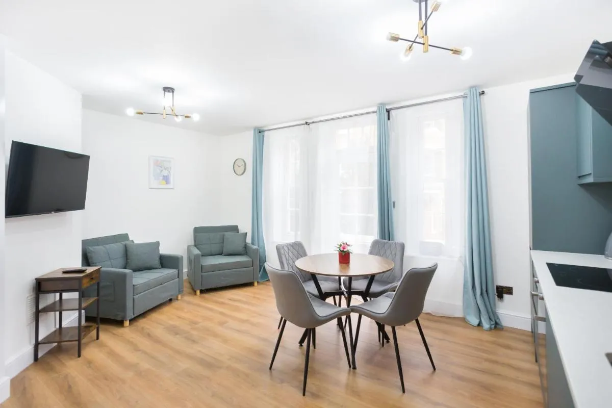 Image 3 of Prime City Centre Apartment