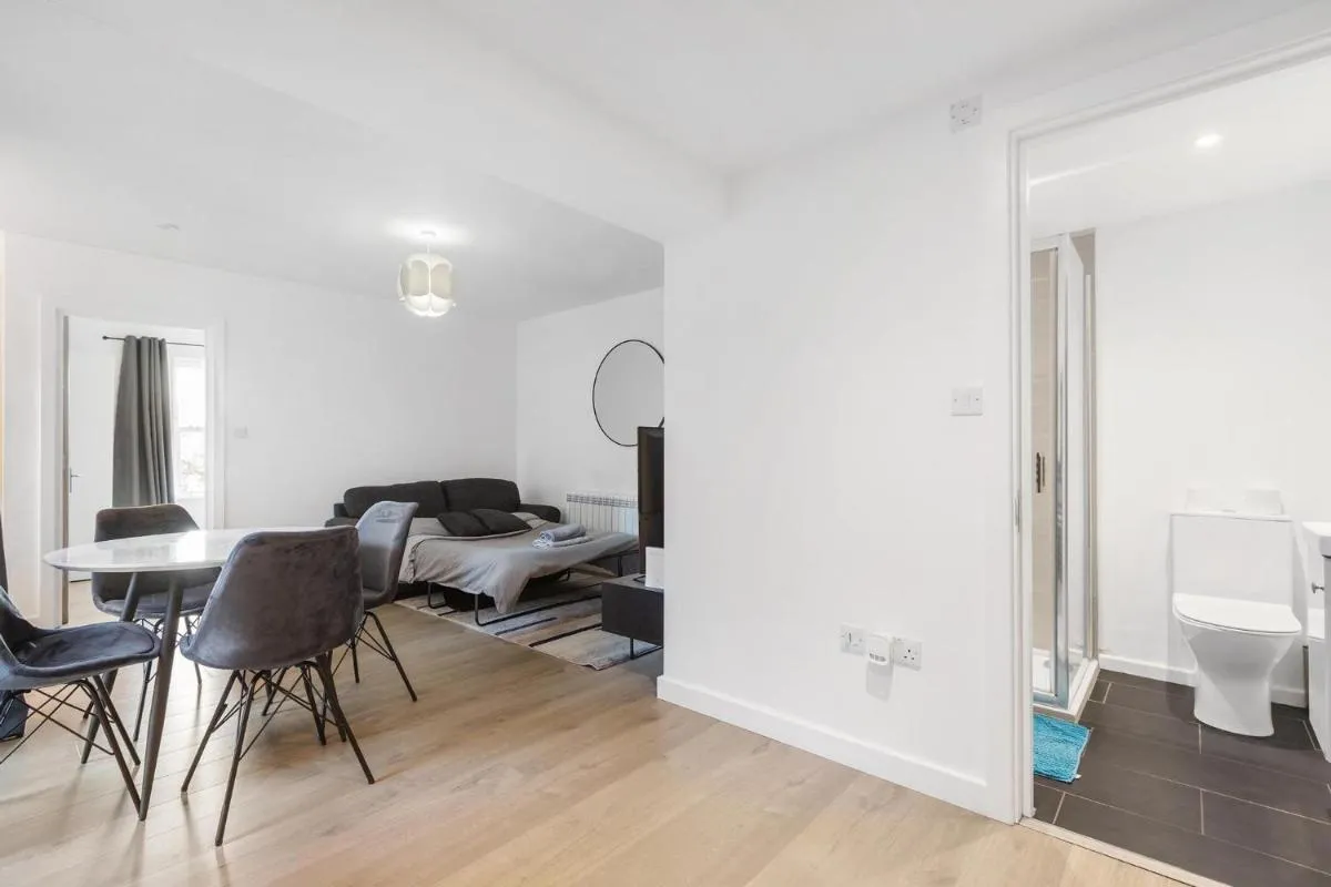 Image 3 of Prime Location Flats