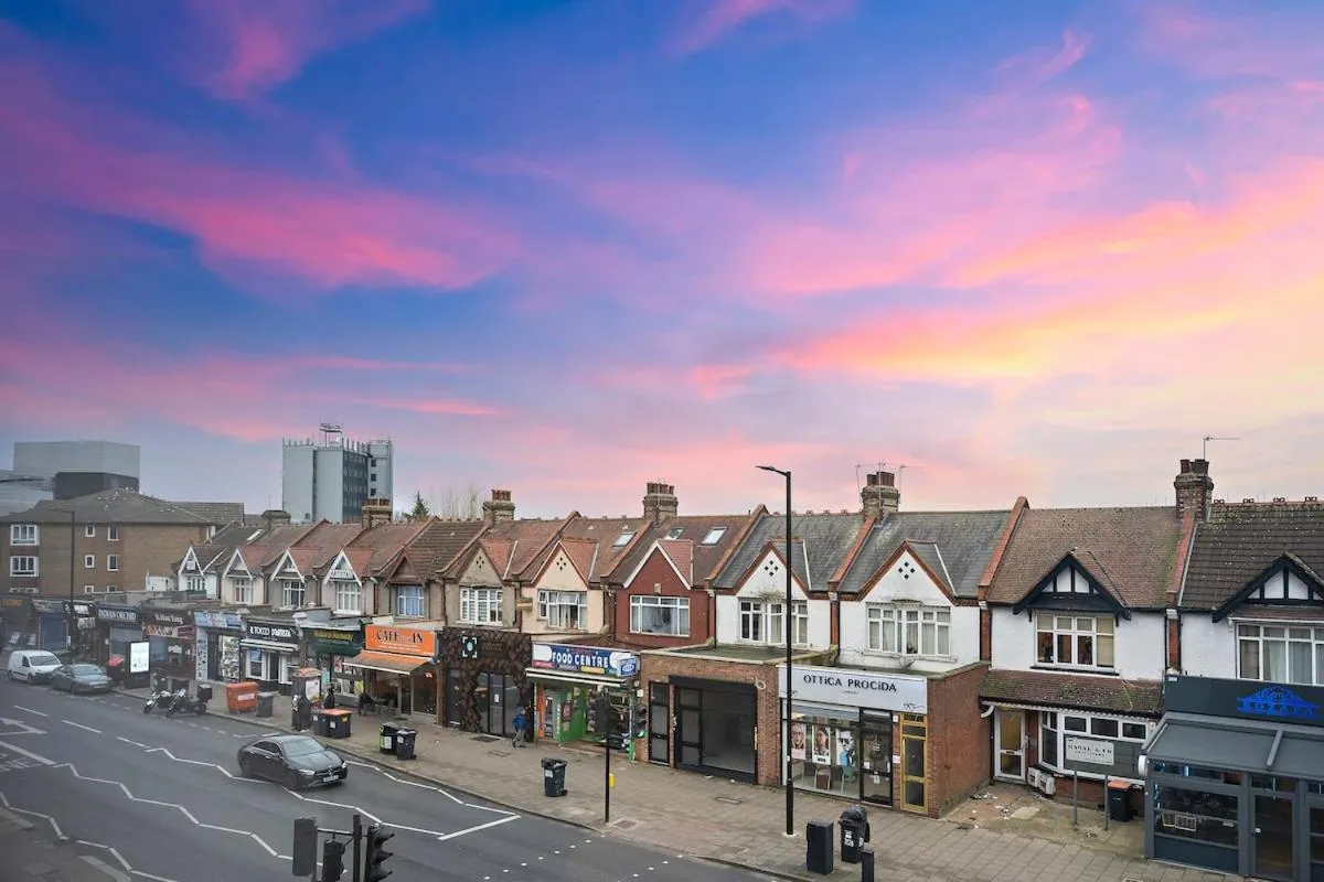 Image 3 of Prime North Finchley Stay – Modern Apartment