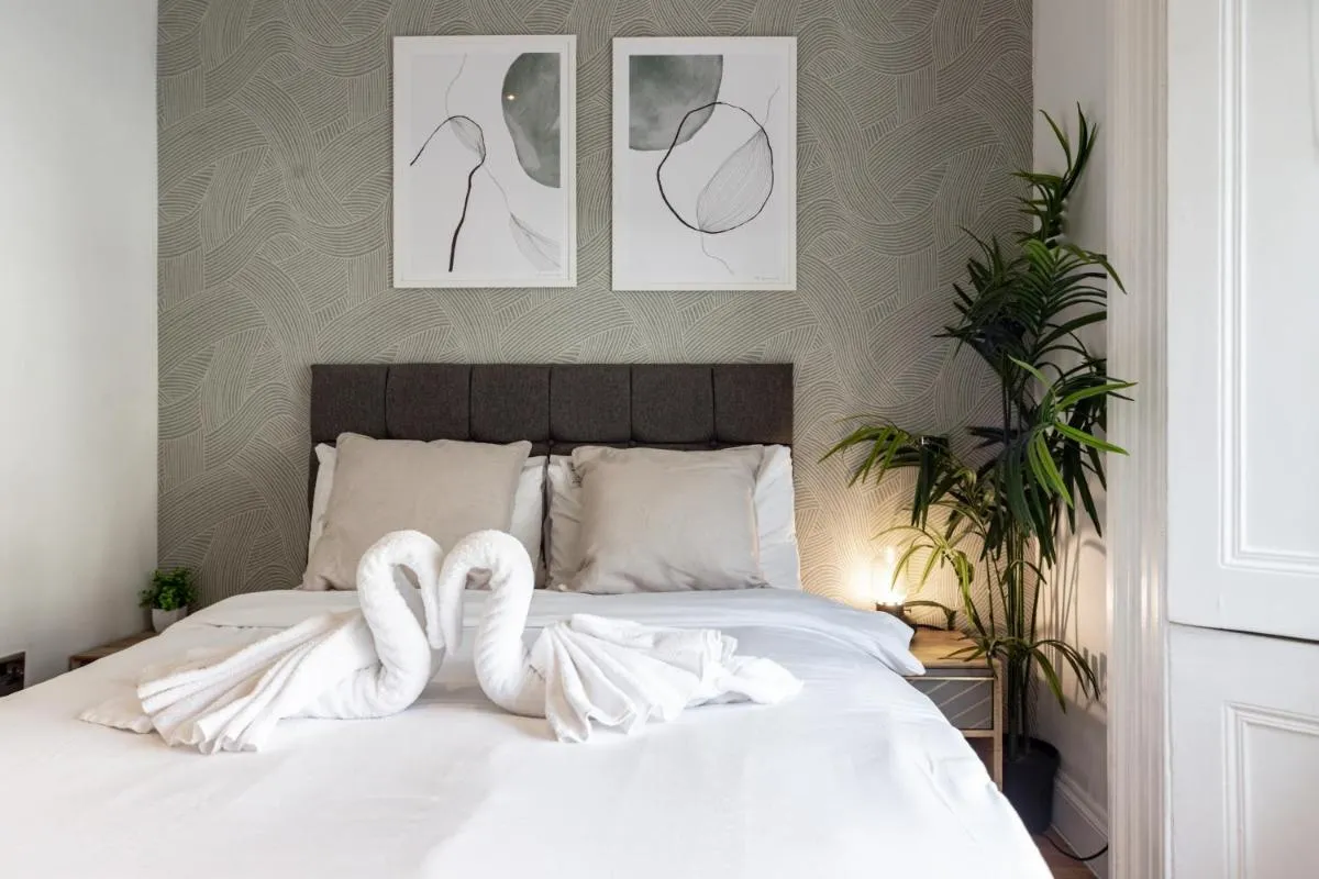 Image 3 of Prime Vision Living Studios – Hyde Park