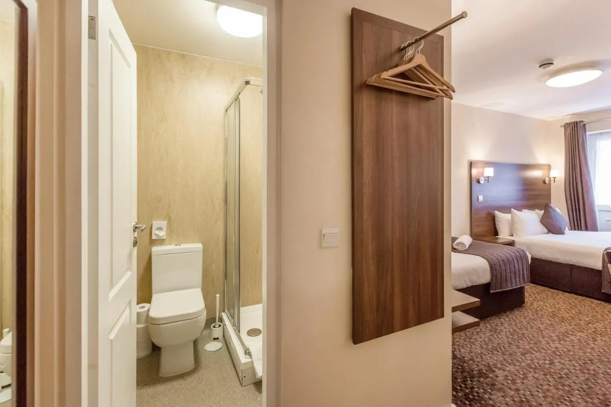 Image 3 of Prince Regent Hotel Excel London