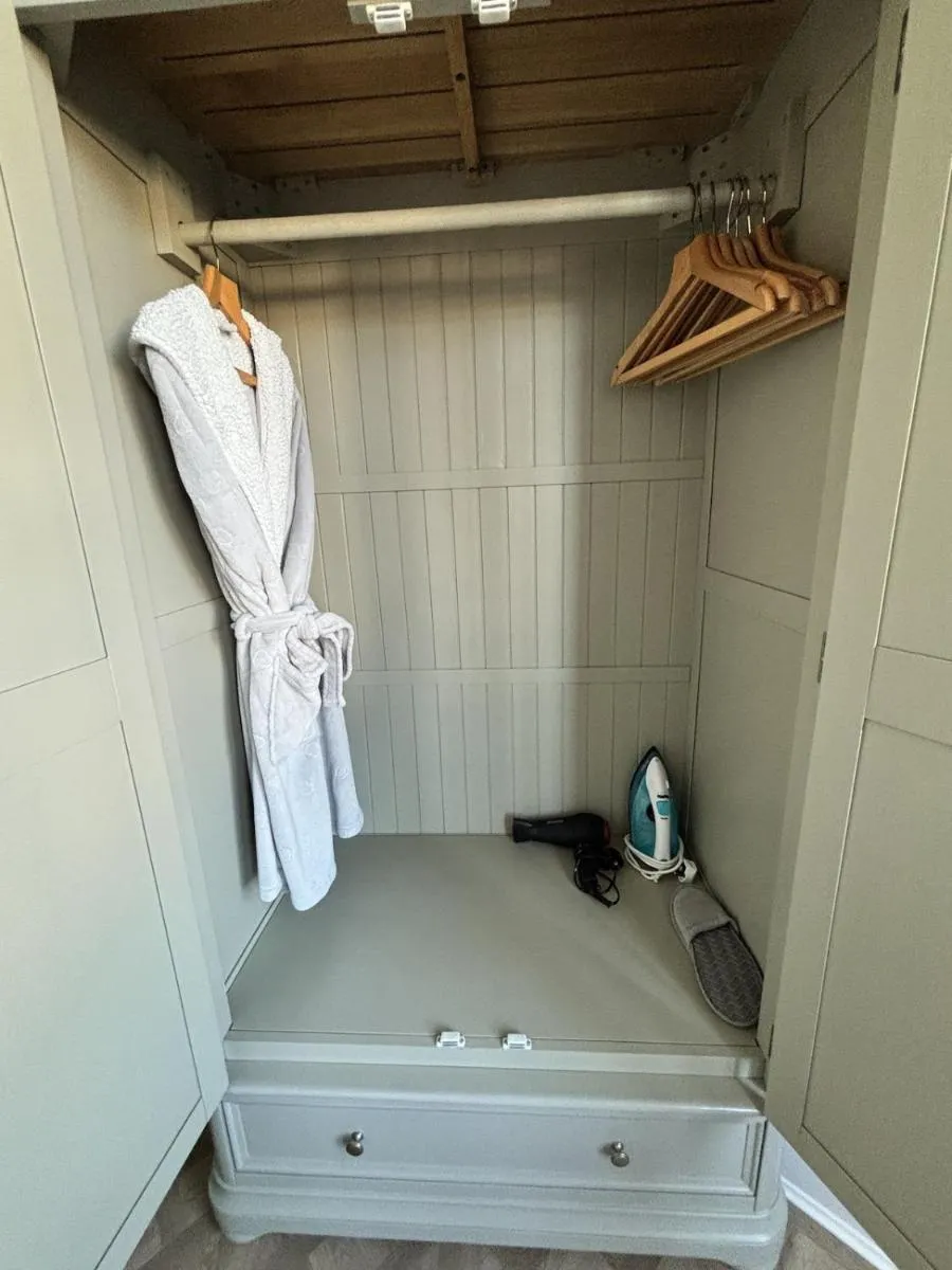 Image 5 of Private 2-Bed Kitchen & Bathroom in Shared Home