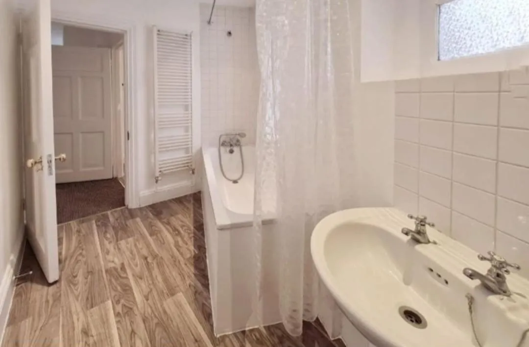 Image 4 of Private Double Bedroom in King’s Cross St Pancras