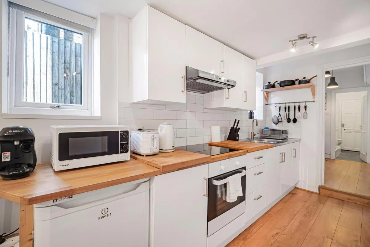 Image 4 of Private Garden Apartment by Tulse Hill Station – Pass the Keys
