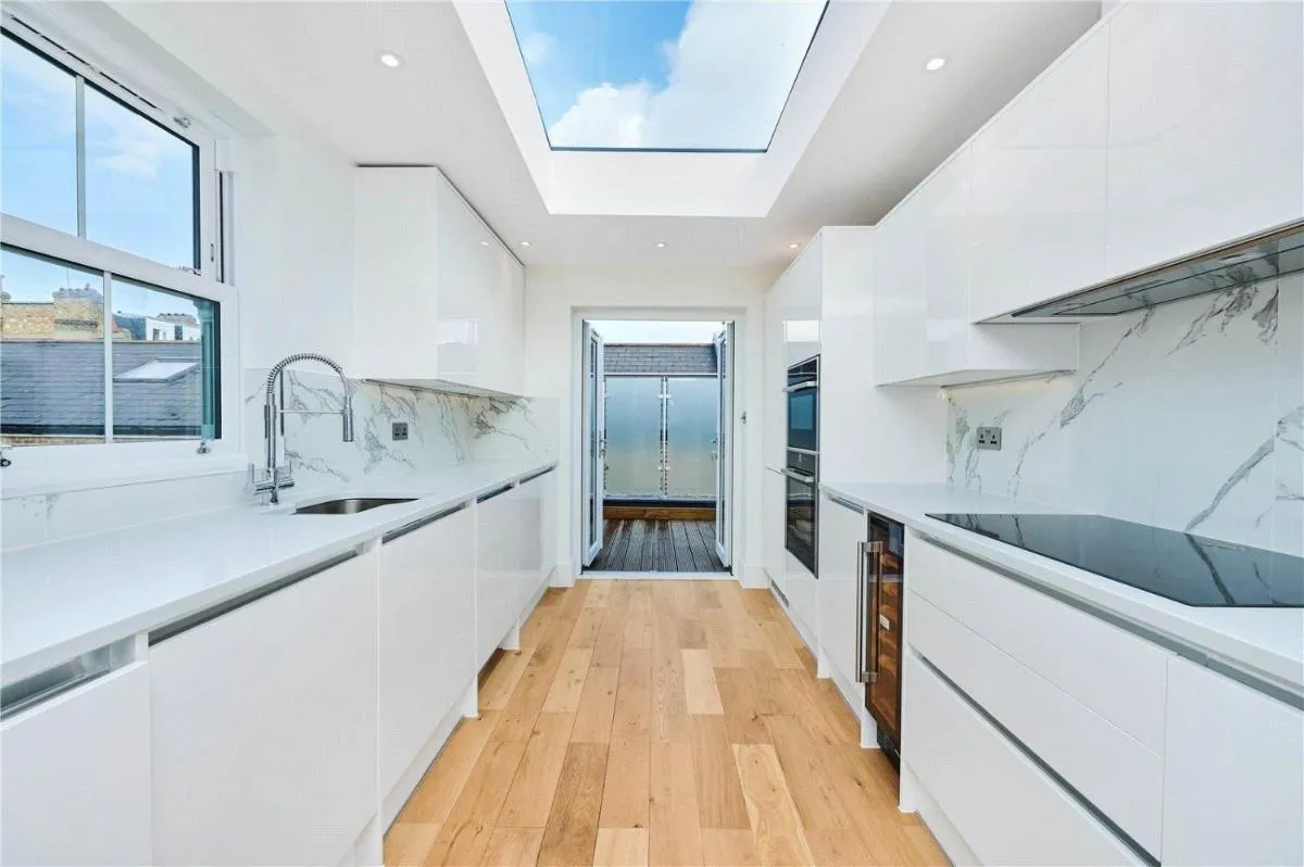 Image 4 of Private Terrace Fulham 3 Bed 2 Baths