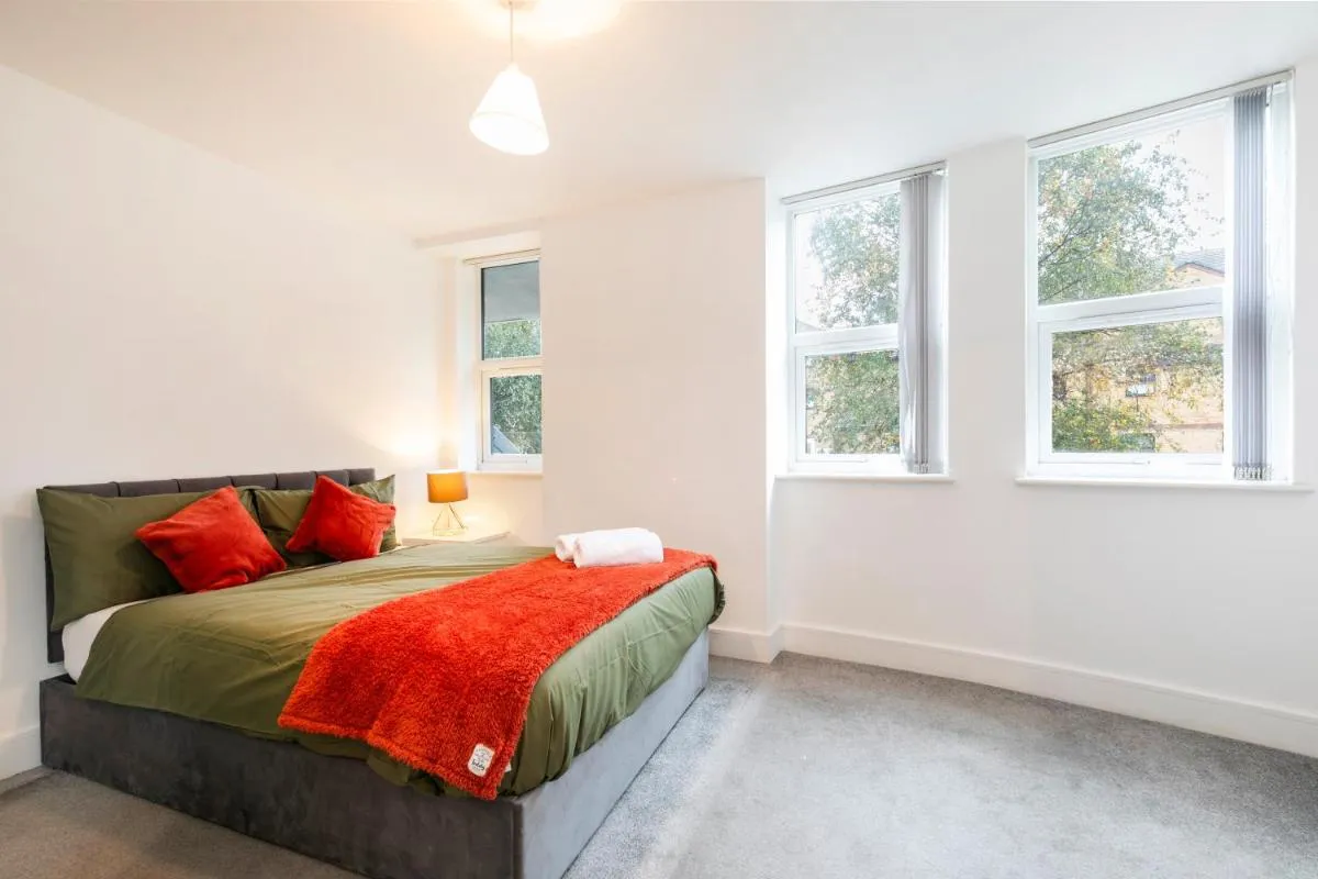 Image 2 of Private stylish flat in Romford – Free parking, 5 min walk Elizabeth line