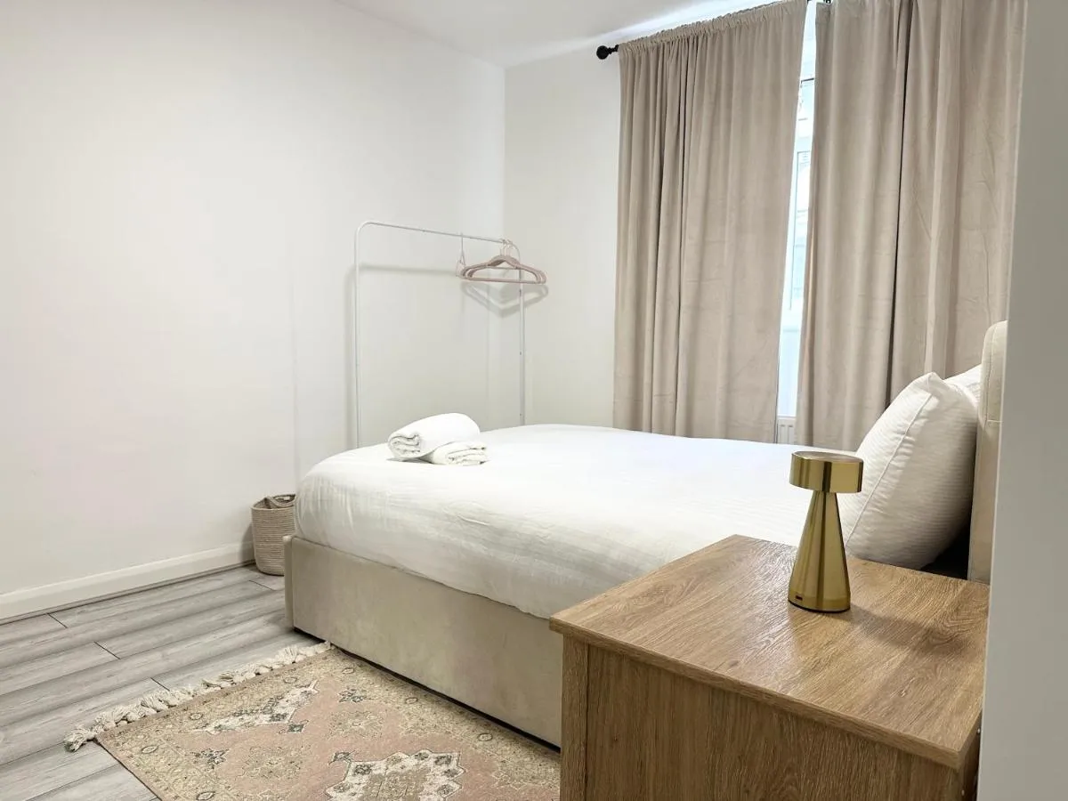 Image 3 of Queensway Apartment Close to Paddington Station, Hyde Park