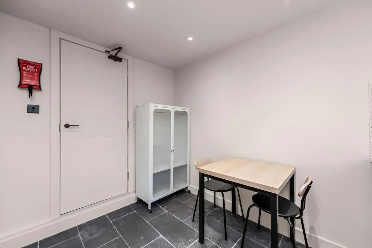 Image 3 of Radiant Studio Nook with Full Kitchen