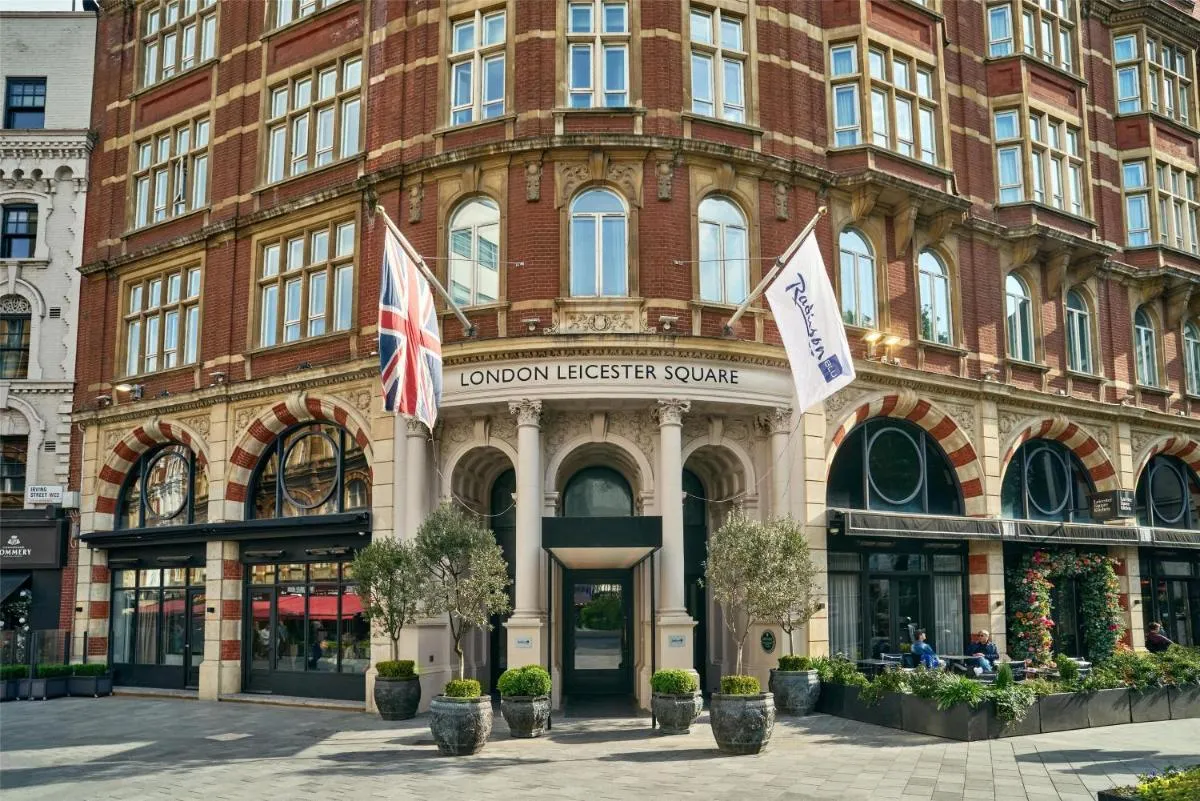 Image 3 of Radisson Blu Hotel, London Leicester Square
