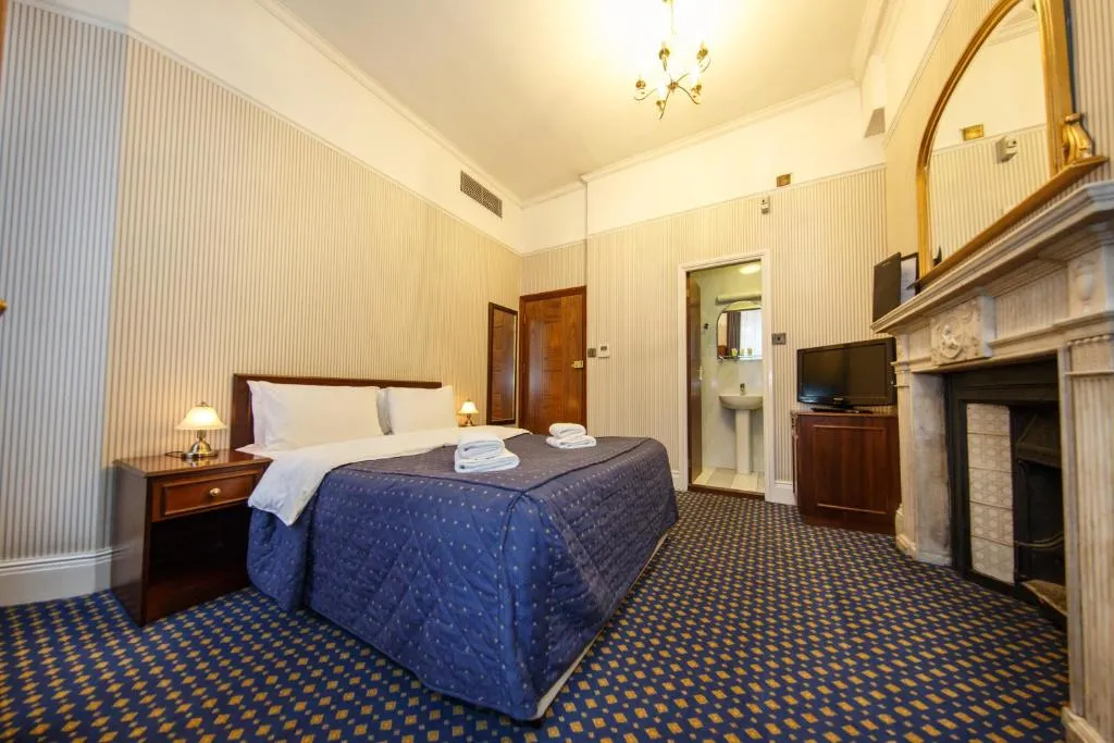 Image 1 of Regency House Hotel