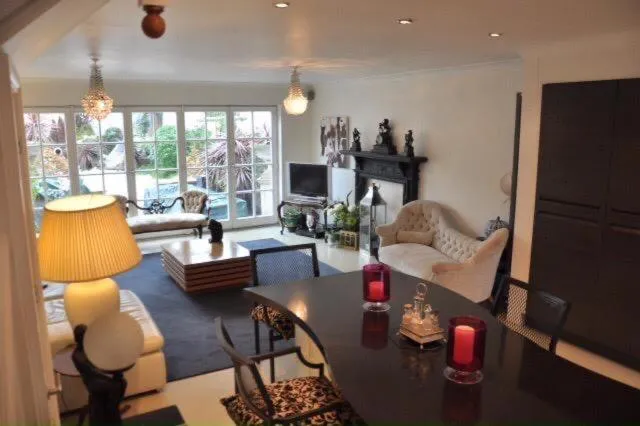 Image 4 of Regency Townhouse – London