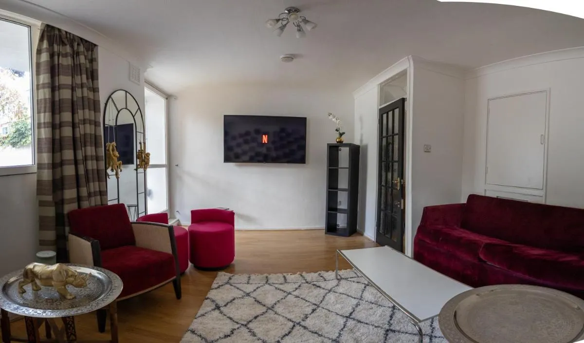 Image 5 of Regent’s Park Sleeps 8 Pet Friendly & Garden