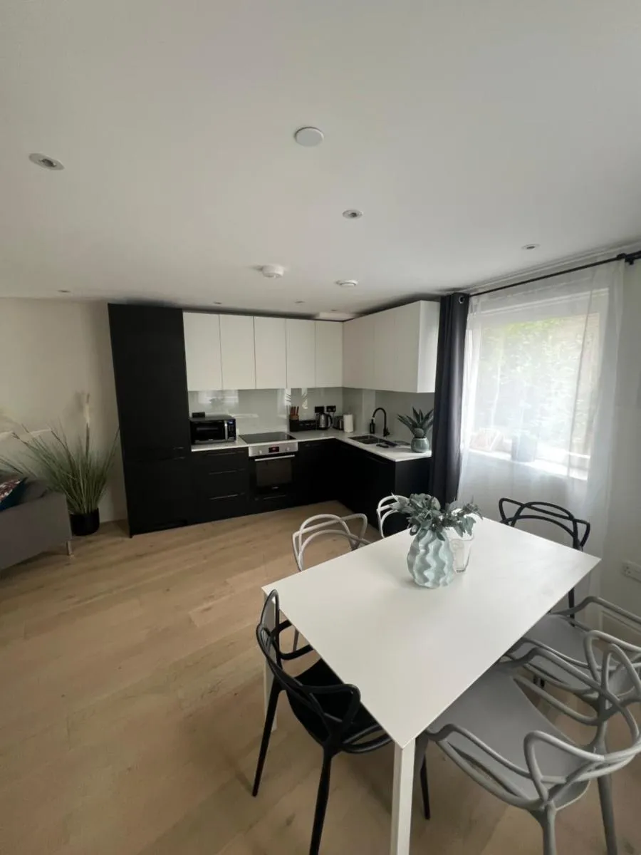 Image 4 of Relaxing and modern apartment