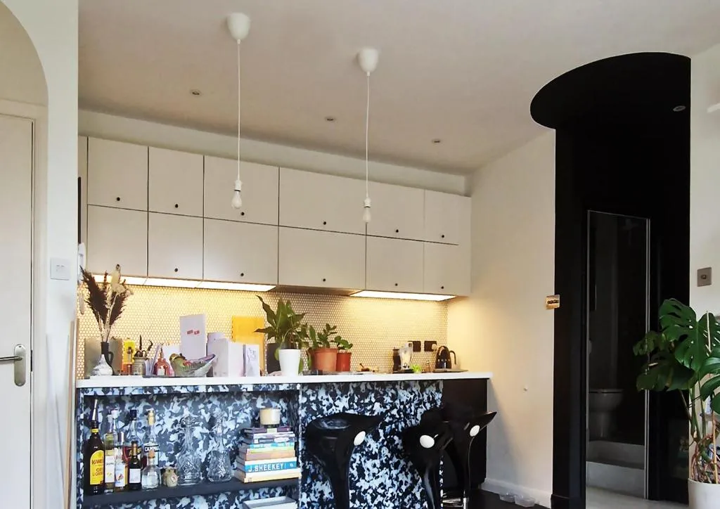 Image 1 of Renovated 1B Studio Apartment w Balcony in Central Brixton