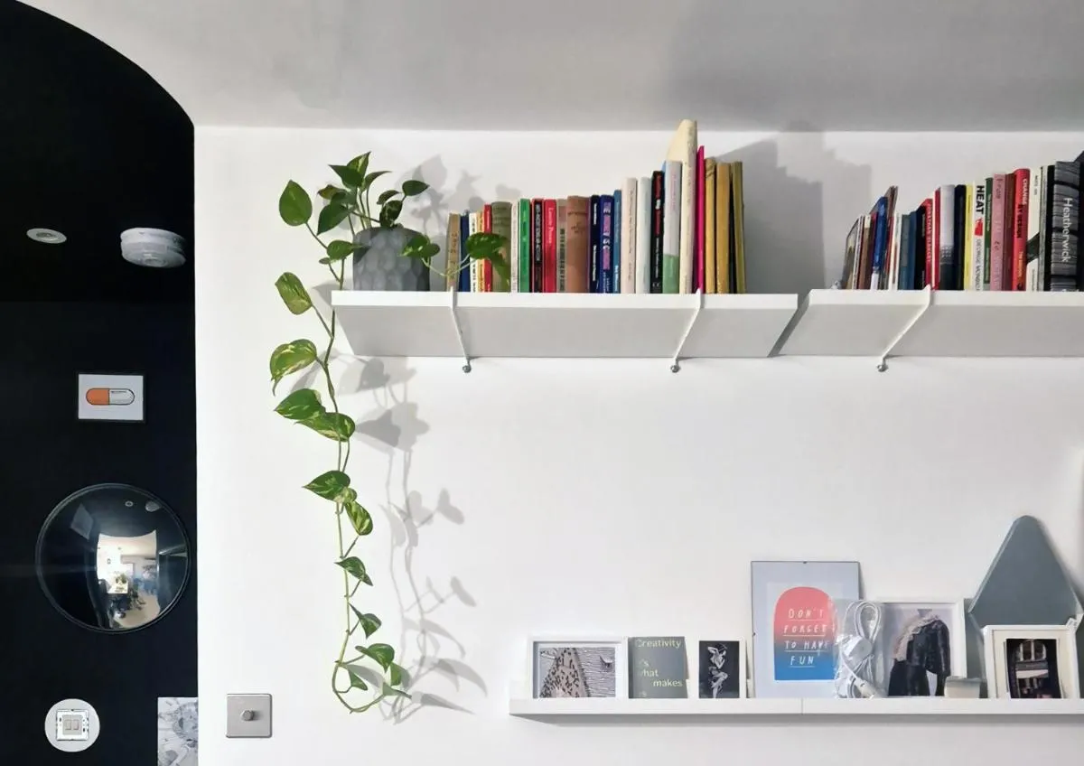 Image 5 of Renovated 1B Studio Apartment w Balcony in Central Brixton