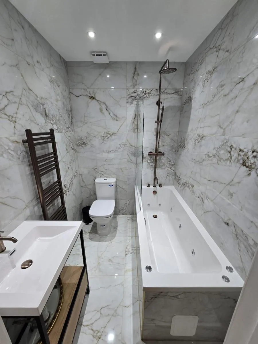 Image 5 of Renovated Victorian 1BD Central Earl’s Court