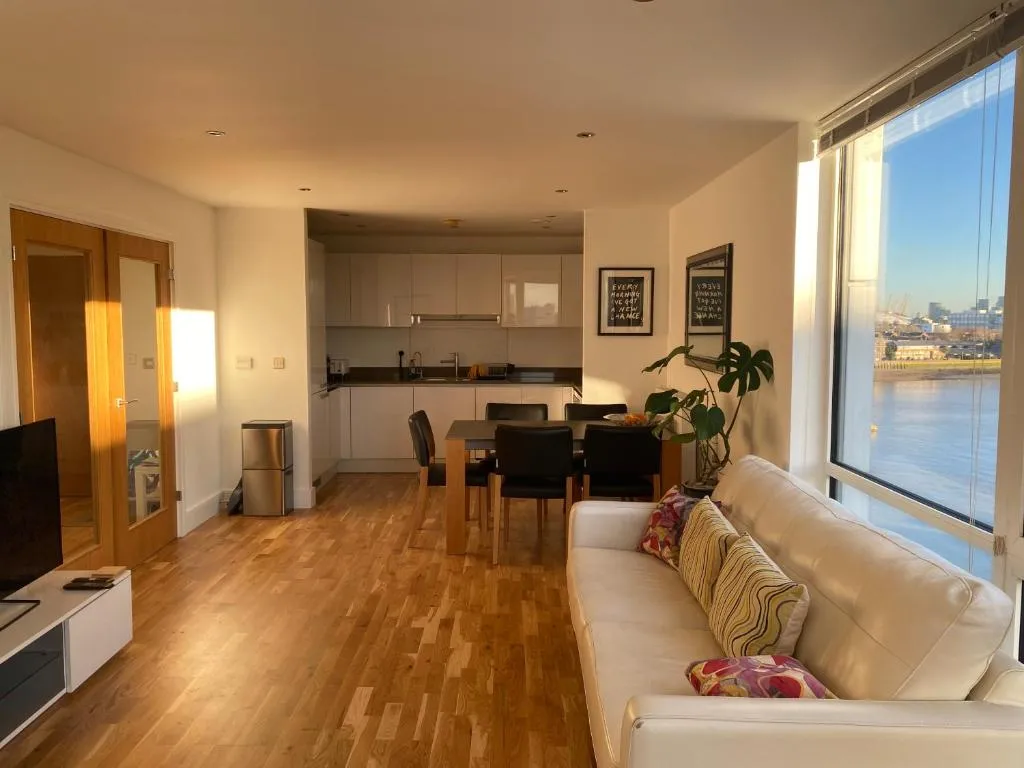 Image 1 of River view spacious apartment