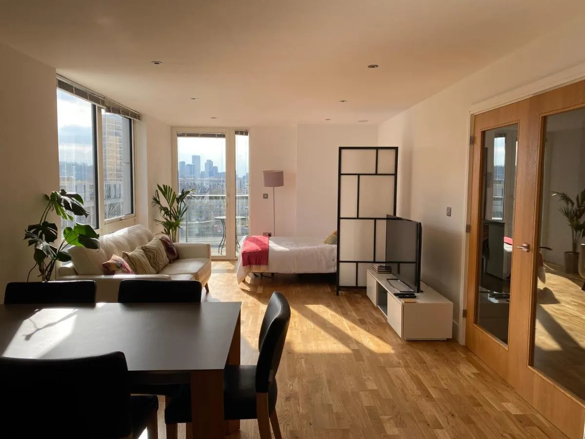 Image 3 of River view spacious apartment