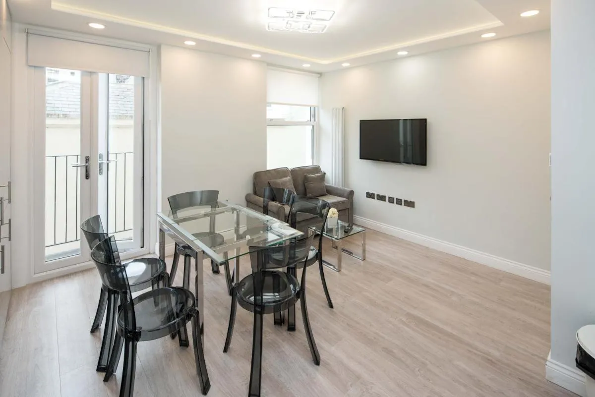 Image 5 of Roof Haven at Kensington Mews