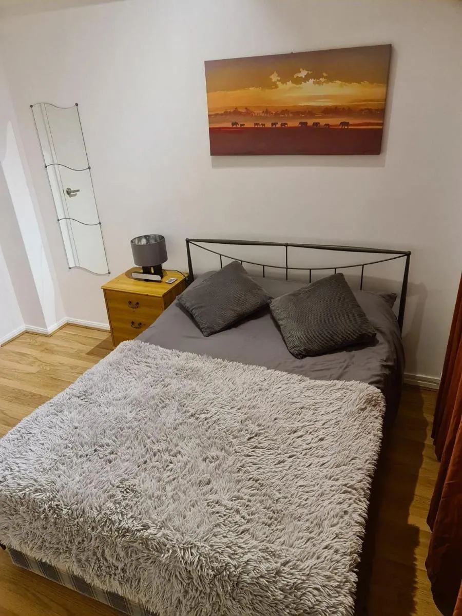 Image 4 of Rooms in Brixton
