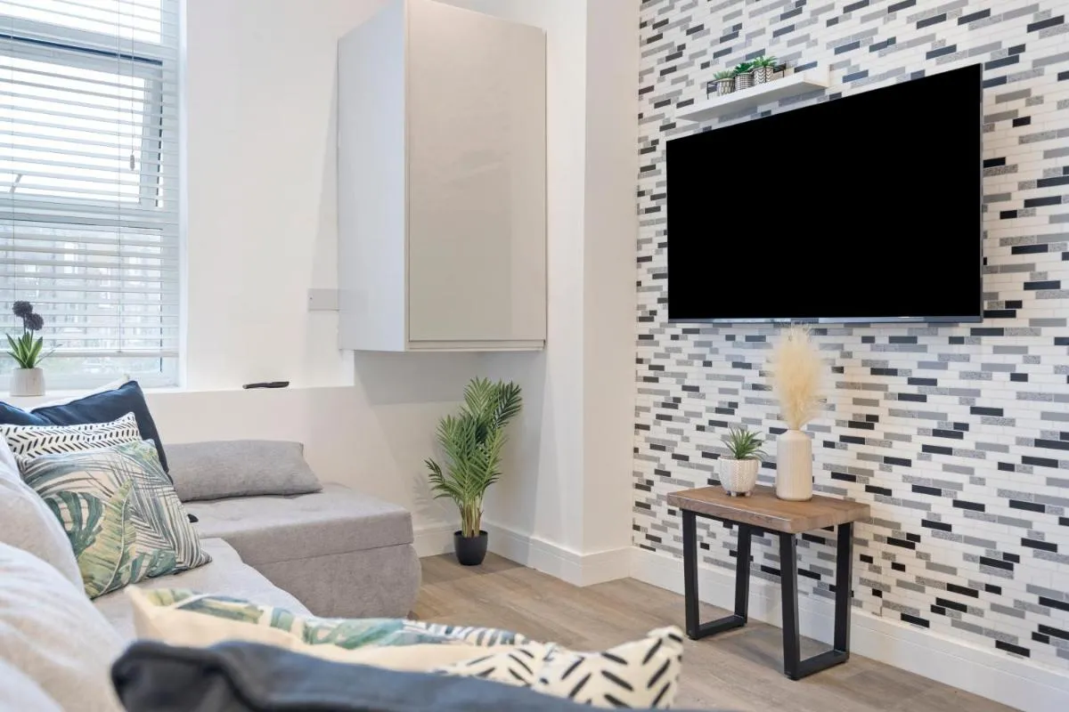 Image 5 of Rose Suite Camden Town 3 Bedroom Sleeps 11