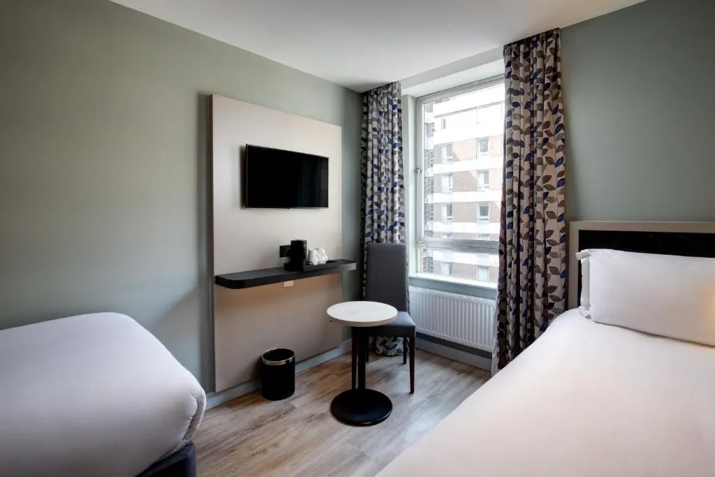 Image 1 of Royal National Hotel