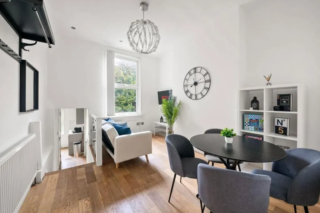 Image 1 of SG, Cosy Apartment in Paddington Central London