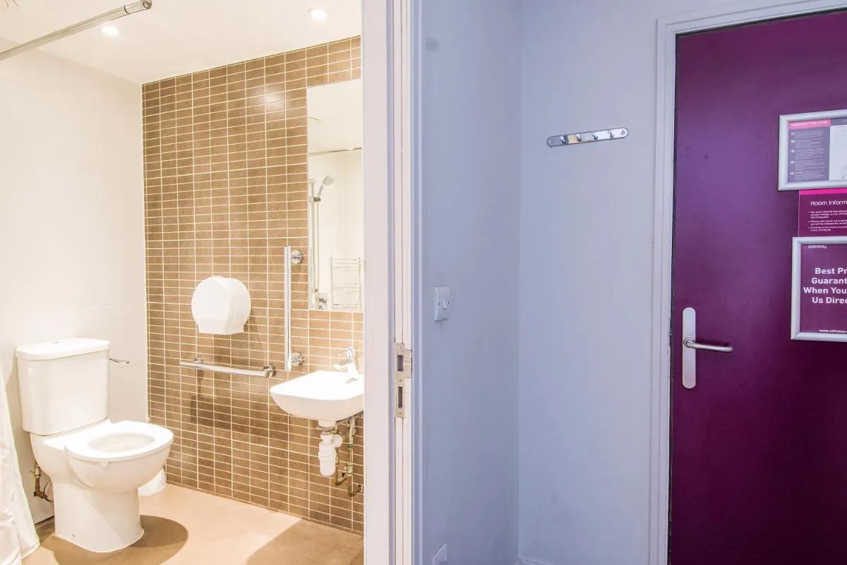 Image 3 of Safestay London Elephant & Castle