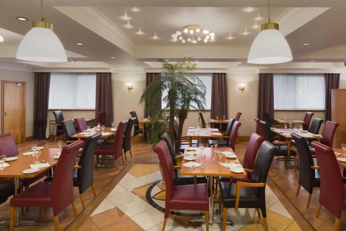 Image 4 of Savera Hotel South Ruislip