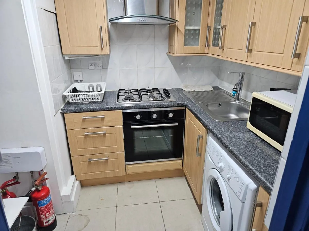Image 4 of Savers Apartment Close to Emirates Stadium!