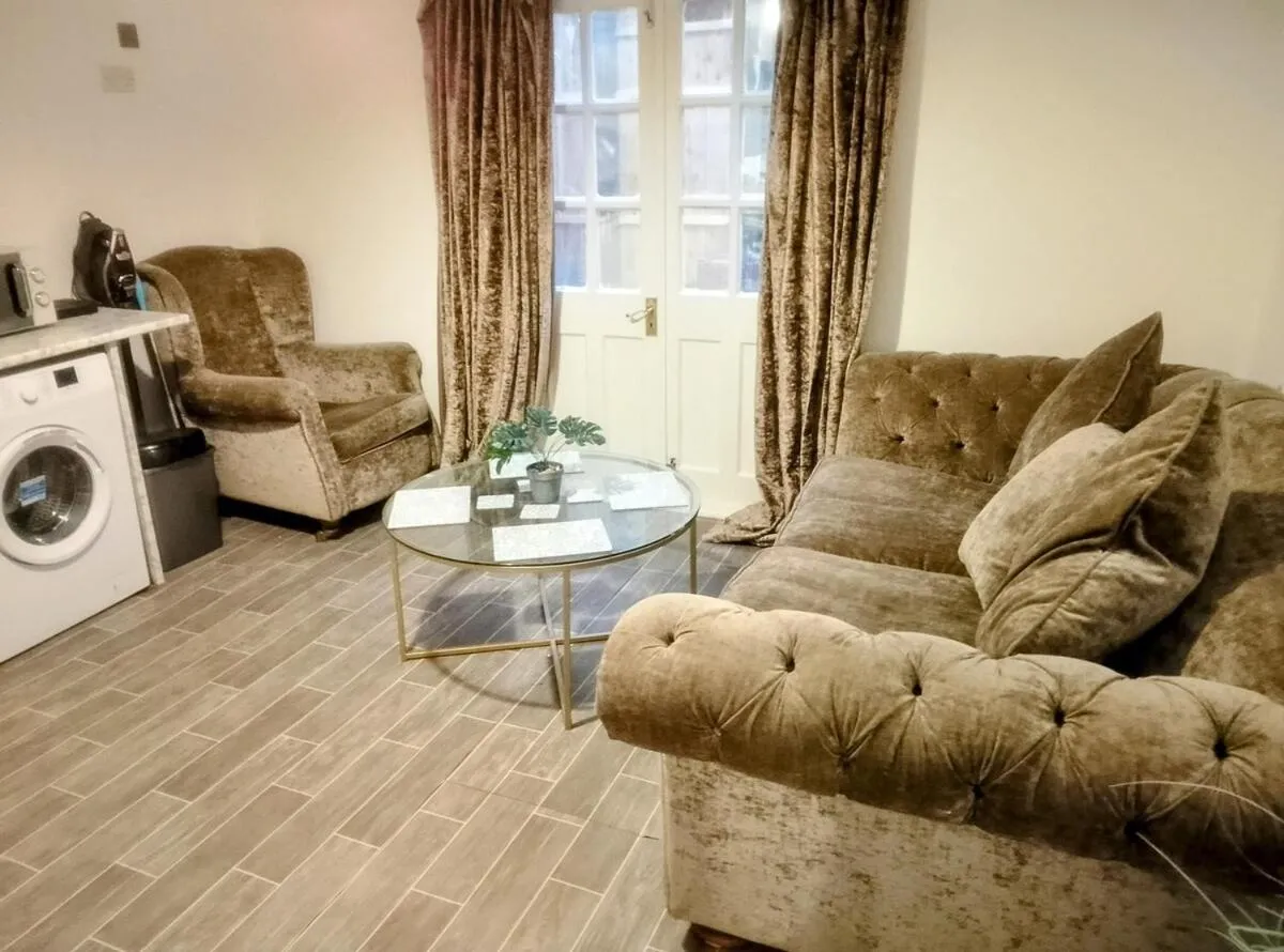 Image 5 of Secluded 4-Bedroom Bungalow