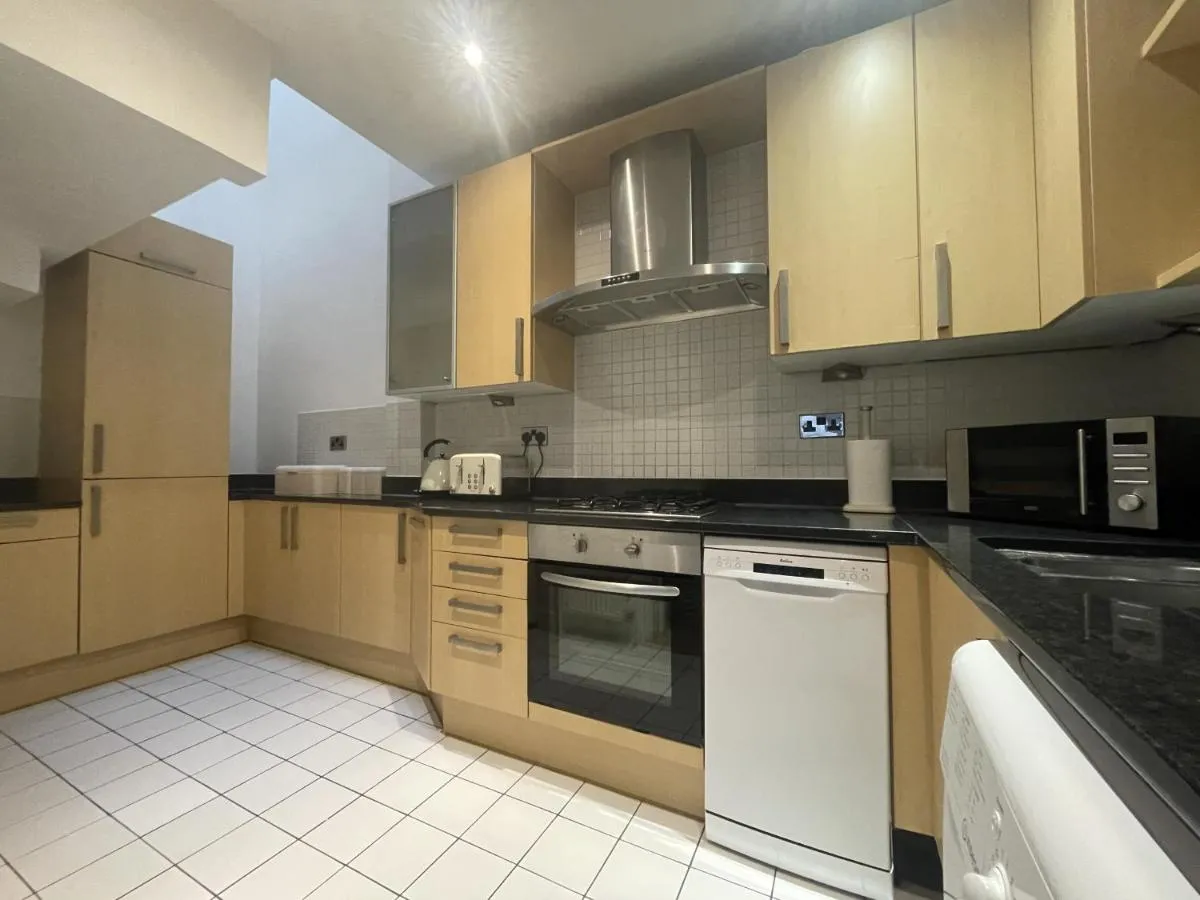 Image 3 of Second Nest Islington Town House