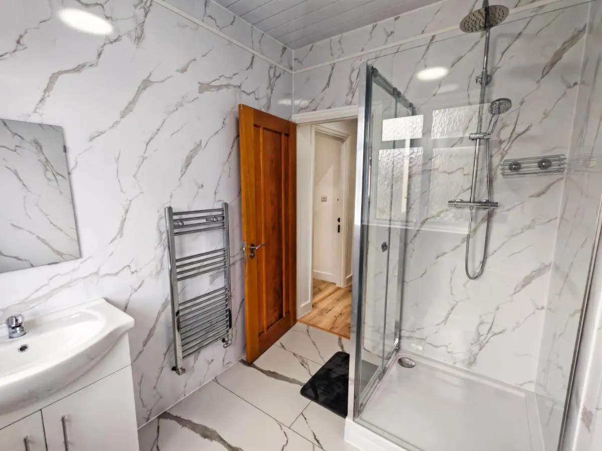 Image 3 of Shelters En-suite rooms