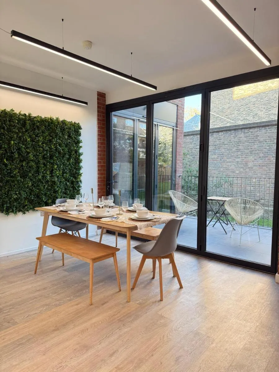 Image 4 of Shoreditch Apartments by PrimeCityHosts