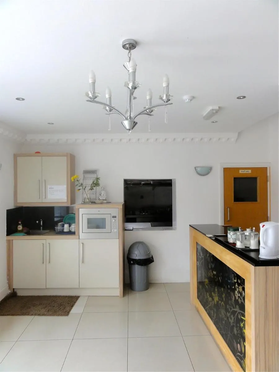 Image 5 of Skylark Guest House