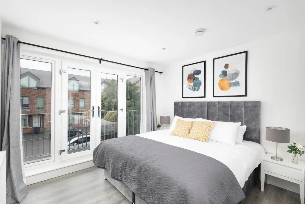 Image 1 of Skyvillion – London Enfield Chase Apartments with Parking & Wifi