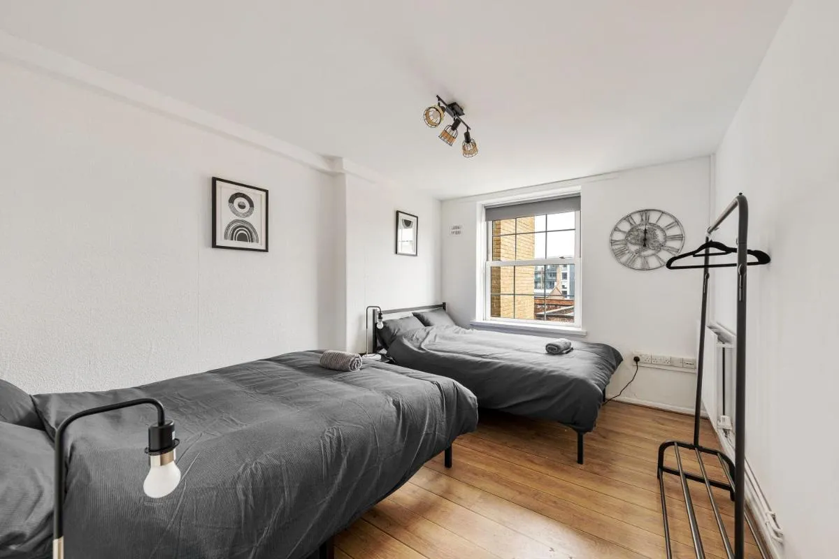Image 2 of Sleek Shoreditch Hideout – 2 Bed Gem with Balcony in Central London